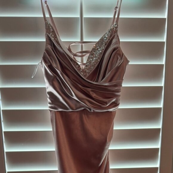 JJs House Dresses & Skirts - Lovley Peach and sequin dress/ gown